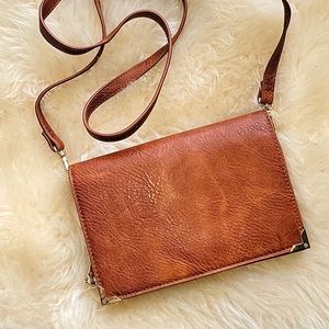 Urban Expressions Crossbody